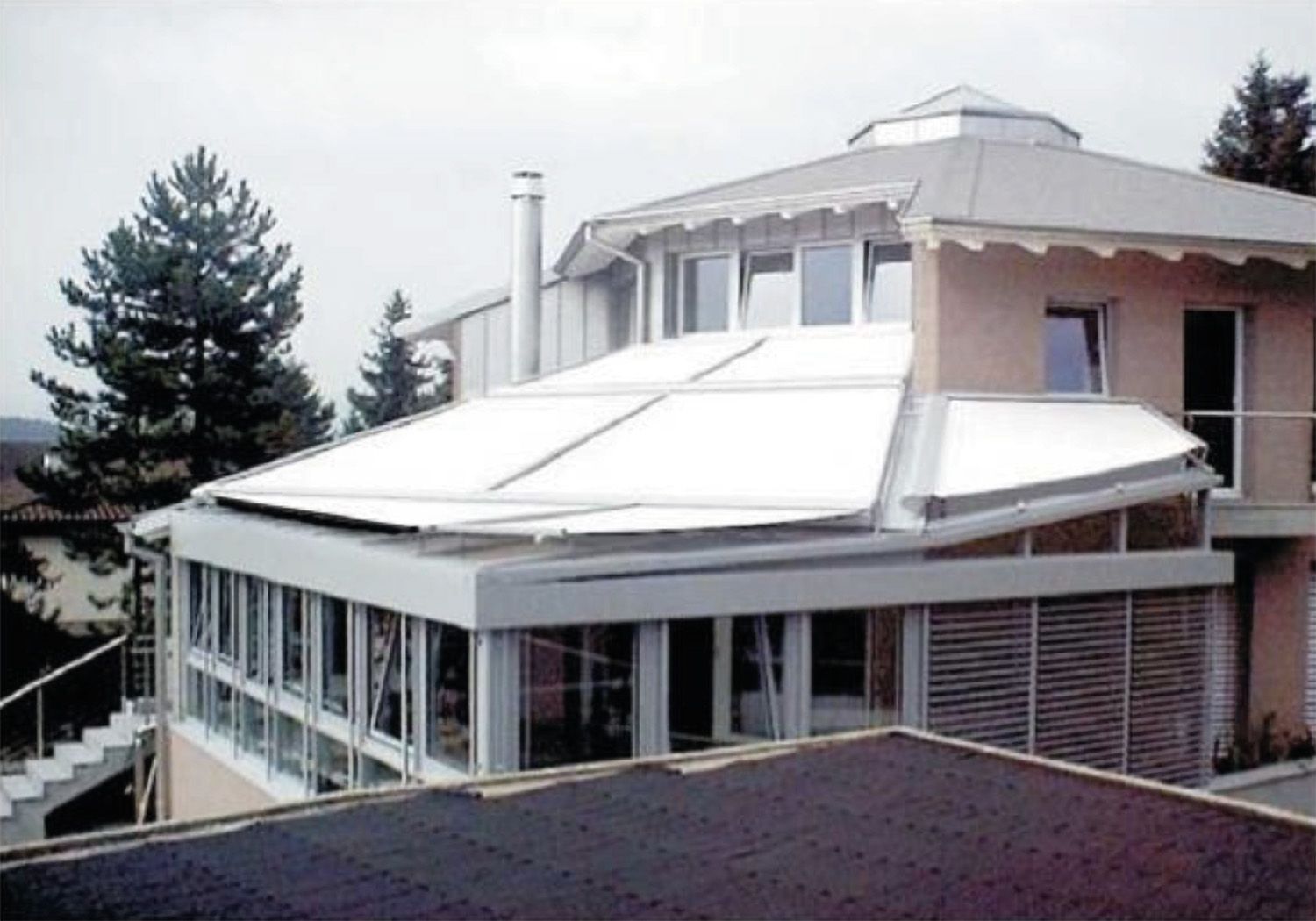 Sonnenschutzmarkise an einem Kundenprojekt